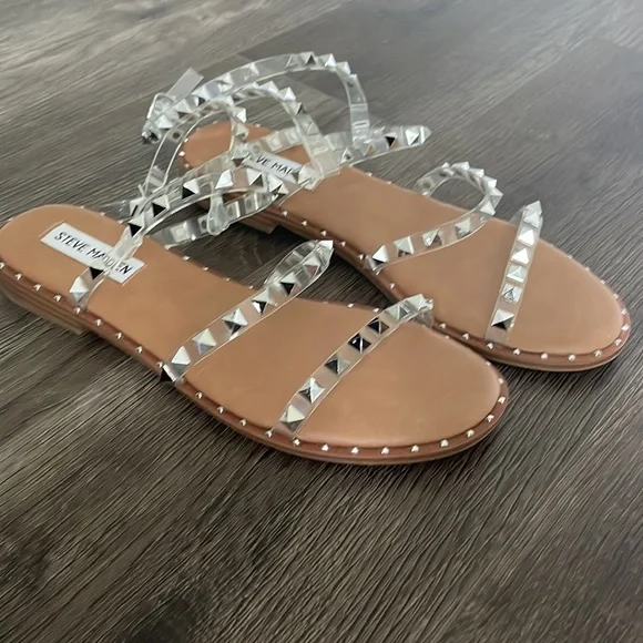 Steve Madden Sandal, SIZE 8 , PRE- LOVED, just a little too big - Picture 2 of 7